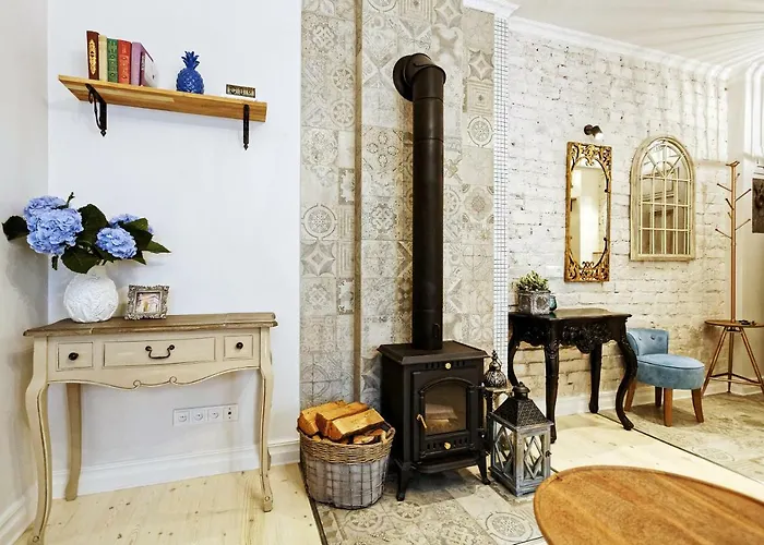 Riga Silent Center Boutique Apt. +Free Parking