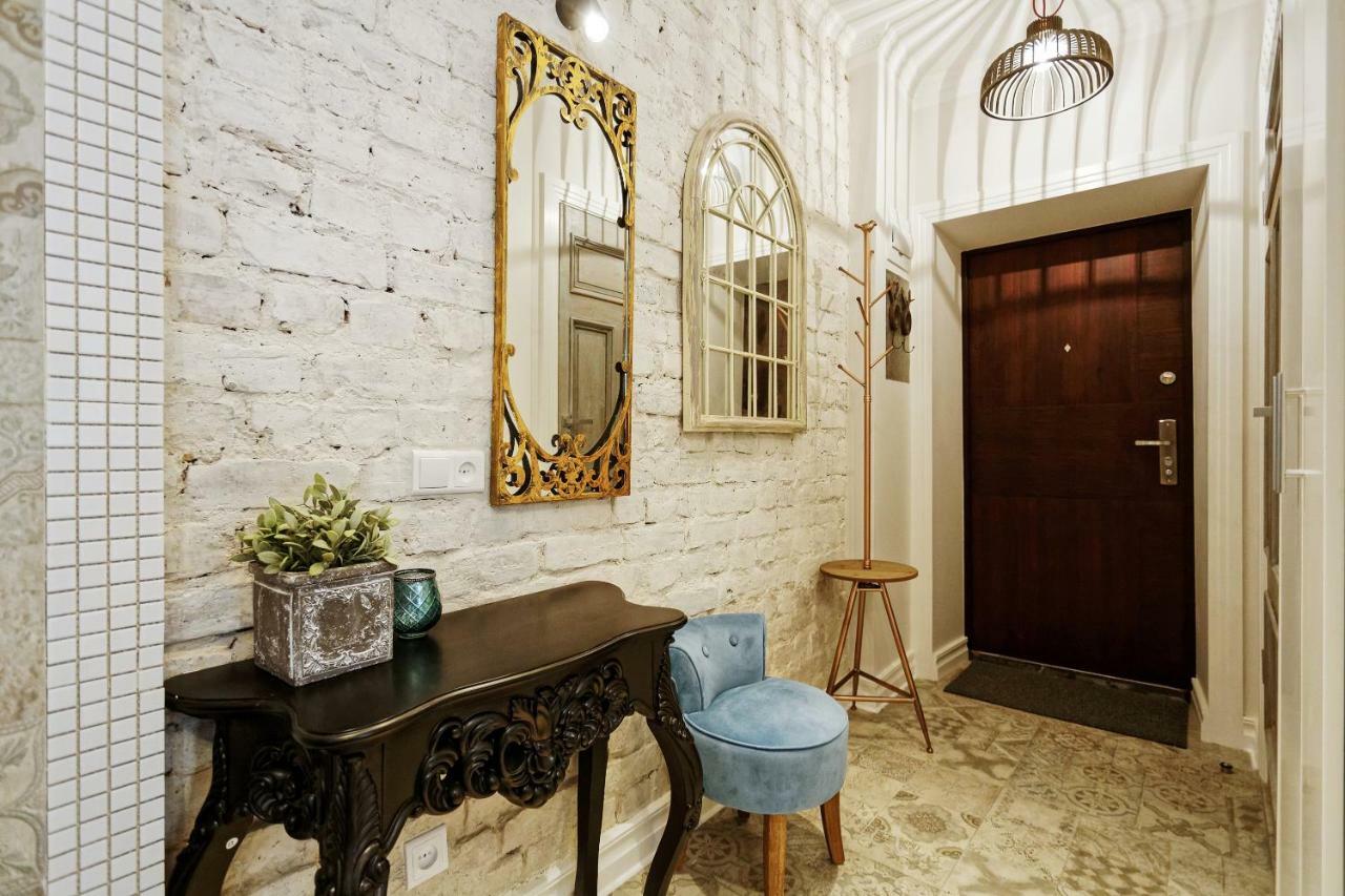 Silent Center Boutique Apt. +free Parking Apartament *