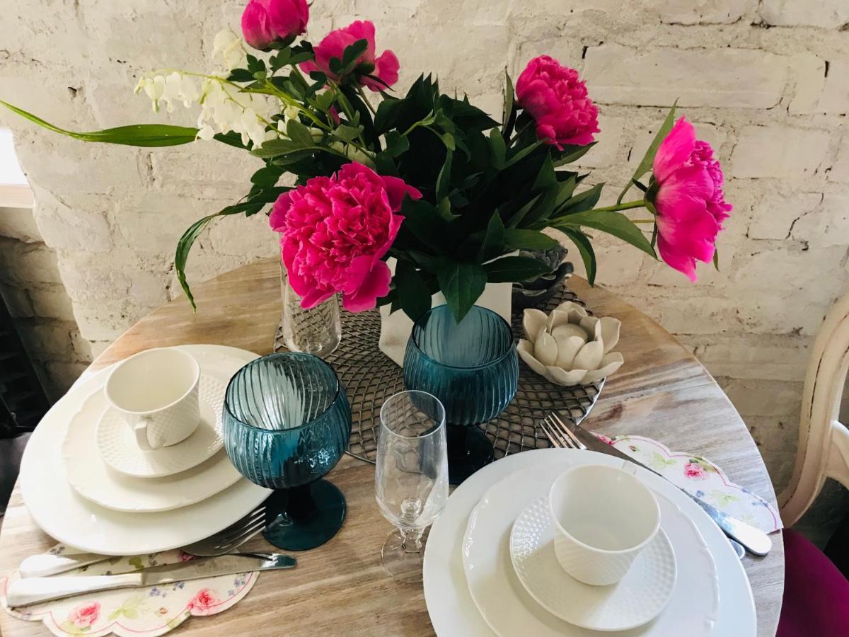 Silent Center Boutique Apt. +free Parking Riga